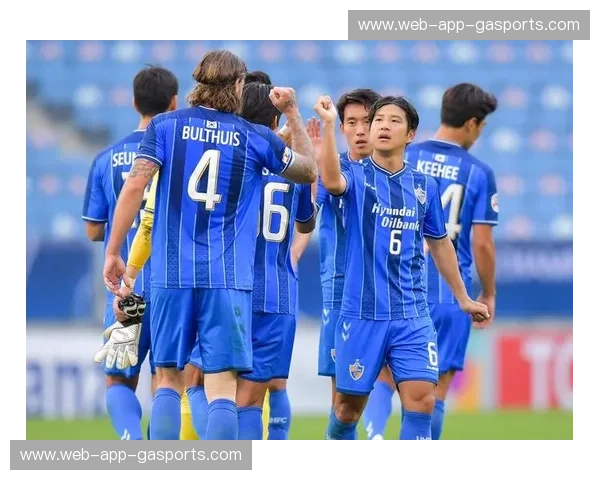 蔚山现代vs贵州恒丰：亚洲赛场上的中韩足球巅峰对决，一场不容错过的激情碰撞！